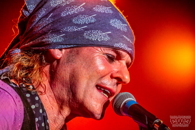 SPIKE live La Machine du Moulin Rouge Paris 2023