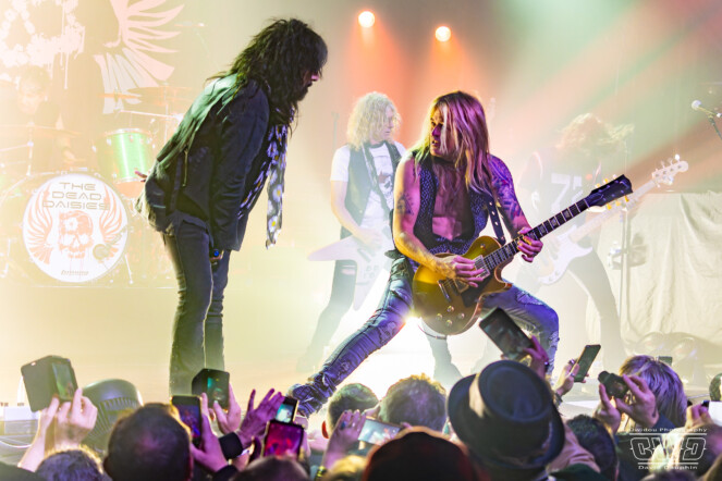 THE DEAD DAISIES live La Machine du Moulin Rouge Paris 2023